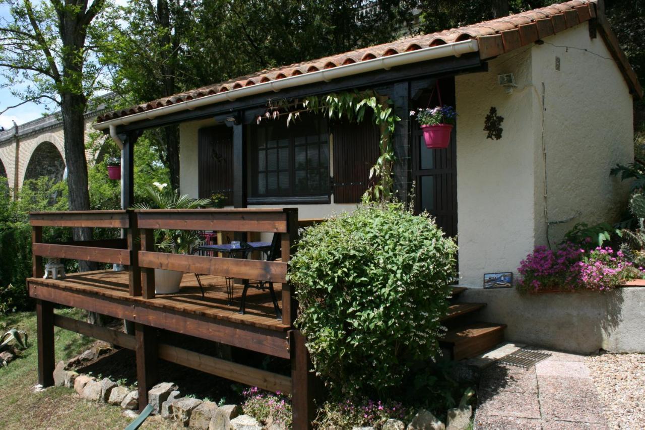 The Petite Chalet Chambre D'Hotes L'Isle-Jourdain  Kültér fotó
